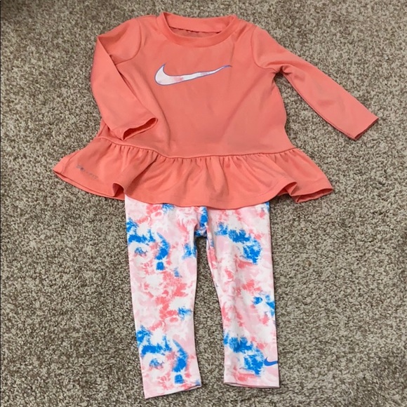 Nike Dri Fit Coral and Blue Marbled Set - Picture 1 of 8